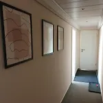 Neumuehler Hof- 