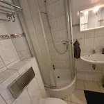 Neumuehler Hof- 