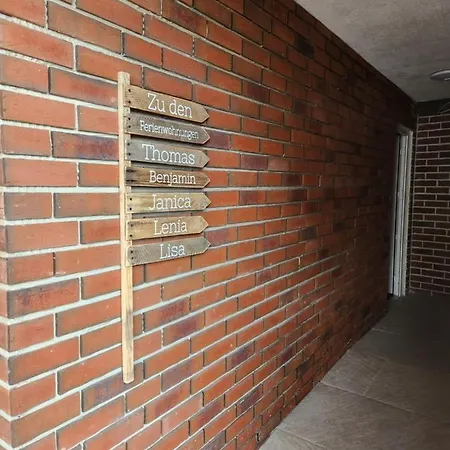 Neumuhler Hof: Spacious Family With Multiple Bathrooms And Free Parking * Schwerin (Mecklenburg-Vorpommern)
