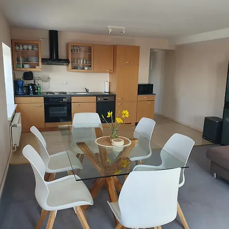 Apartment Neumuehler Hof- 